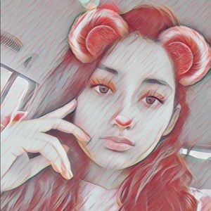 Meet your Posher, Jenifer